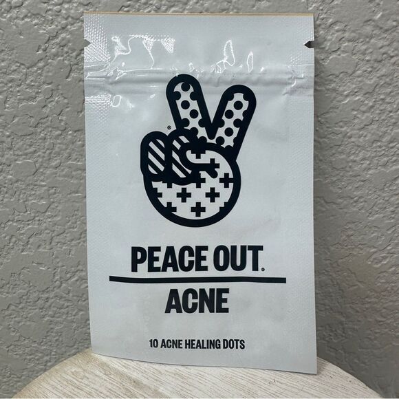 $5‎ 🌙 Peace Out Acne Healing Dots 10ct 🆕 - Picture 1 of 3